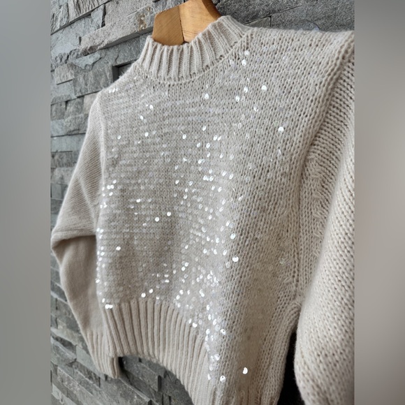 Cream Off White Beige Crewneck Sweater with Sequins XS - Picture 2 of 8